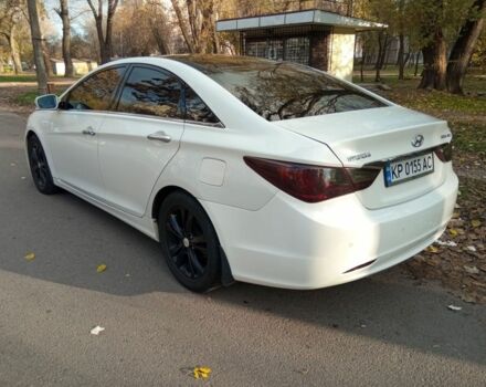 Белый Хендай Соната, объемом двигателя 0 л и пробегом 218 тыс. км за 6800 $, фото 6 на Automoto.ua