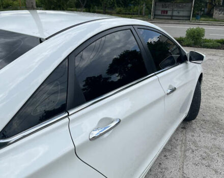 Білий Хендай Соната, об'ємом двигуна 2.4 л та пробігом 278 тис. км за 7200 $, фото 7 на Automoto.ua