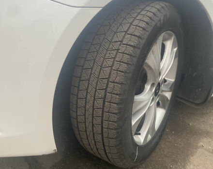 Белый Хендай Соната, объемом двигателя 2.36 л и пробегом 169 тыс. км за 8500 $, фото 11 на Automoto.ua