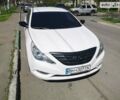 Білий Хендай Соната, об'ємом двигуна 2 л та пробігом 198 тис. км за 8000 $, фото 1 на Automoto.ua