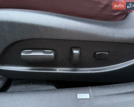 Белый Хендай Соната, объемом двигателя 2.36 л и пробегом 230 тыс. км за 9850 $, фото 26 на Automoto.ua