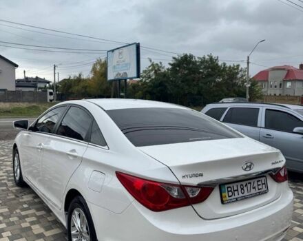 Хендай Соната 2011 в Одессе на Automoto.ua Белый Хендай Соната, объемом двигателя 2 л и пробегом 80 тыс. км за 10500 $, фото 4 на Automoto.ua