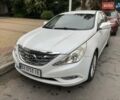 Білий Хендай Соната, об'ємом двигуна 2 л та пробігом 260 тис. км за 7200 $, фото 1 на Automoto.ua