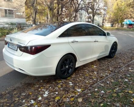 Белый Хендай Соната, объемом двигателя 0 л и пробегом 218 тыс. км за 6800 $, фото 4 на Automoto.ua