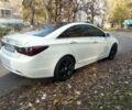 Белый Хендай Соната, объемом двигателя 0 л и пробегом 218 тыс. км за 6800 $, фото 4 на Automoto.ua