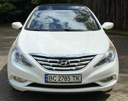 Білий Хендай Соната, об'ємом двигуна 2 л та пробігом 132 тис. км за 9500 $, фото 6 на Automoto.ua