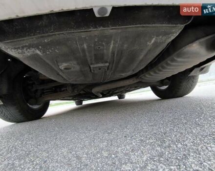 Білий Хендай Соната, об'ємом двигуна 2.36 л та пробігом 693 тис. км за 7500 $, фото 36 на Automoto.ua