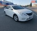 Белый Хендай Соната, объемом двигателя 2 л и пробегом 190 тыс. км за 7900 $, фото 1 на Automoto.ua