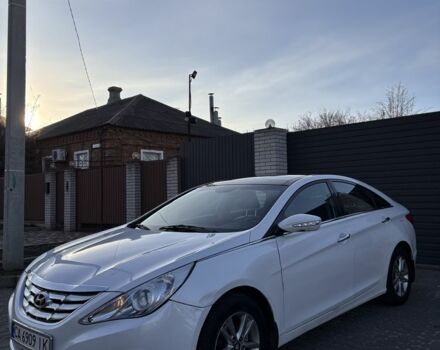 Белый Хендай Соната, объемом двигателя 2.4 л и пробегом 700 тыс. км за 7000 $, фото 2 на Automoto.ua