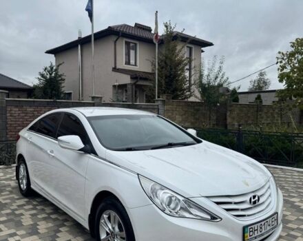 Хендай Соната 2011 в Одессе на Automoto.ua Белый Хендай Соната, объемом двигателя 2 л и пробегом 80 тыс. км за 10500 $, фото 1 на Automoto.ua