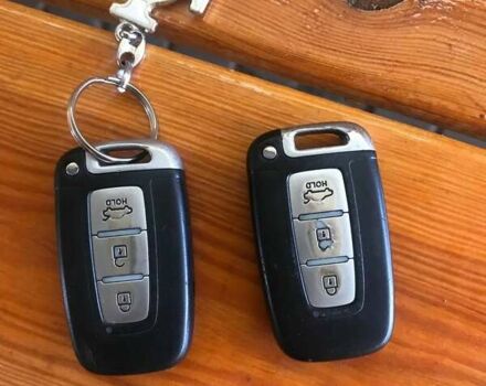 Білий Хендай Соната, об'ємом двигуна 2.36 л та пробігом 693 тис. км за 7500 $, фото 37 на Automoto.ua