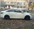 Белый Хендай Соната, объемом двигателя 0 л и пробегом 218 тыс. км за 6800 $, фото 5 на Automoto.ua