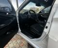 Білий Хендай Соната, об'ємом двигуна 2.36 л та пробігом 197 тис. км за 8000 $, фото 7 на Automoto.ua
