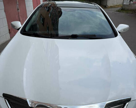 Белый Хендай Соната, объемом двигателя 2.4 л и пробегом 224 тыс. км за 9300 $, фото 4 на Automoto.ua