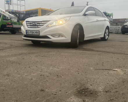 Белый Хендай Соната, объемом двигателя 2.36 л и пробегом 169 тыс. км за 8500 $, фото 20 на Automoto.ua