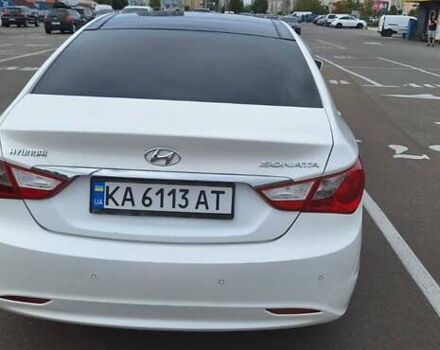 Хендай Соната 2011 в Киеве на Automoto.ua Белый Хендай Соната, объемом двигателя 2 л и пробегом 200 тыс. км за 8319 $, фото 3 на Automoto.ua
