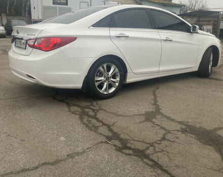 Белый Хендай Соната, объемом двигателя 2.36 л и пробегом 169 тыс. км за 8500 $, фото 15 на Automoto.ua