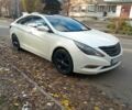 Белый Хендай Соната, объемом двигателя 0 л и пробегом 218 тыс. км за 6800 $, фото 2 на Automoto.ua