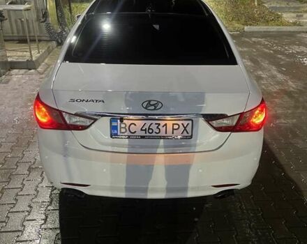 Білий Хендай Соната, об'ємом двигуна 2 л та пробігом 250 тис. км за 8500 $, фото 3 на Automoto.ua