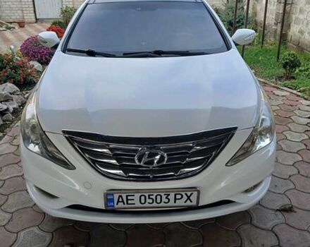 Белый Хендай Соната, объемом двигателя 2 л и пробегом 170 тыс. км за 9000 $, фото 9 на Automoto.ua