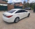 Білий Хендай Соната, об'ємом двигуна 2.4 л та пробігом 140 тис. км за 11000 $, фото 3 на Automoto.ua
