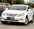 Белый Хендай Соната, объемом двигателя 2 л и пробегом 118 тыс. км за 9900 $, фото 1 на Automoto.ua
