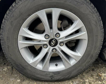 Белый Хендай Соната, объемом двигателя 2.36 л и пробегом 98 тыс. км за 12200 $, фото 23 на Automoto.ua