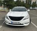 Білий Хендай Соната, об'ємом двигуна 2 л та пробігом 250 тис. км за 7900 $, фото 1 на Automoto.ua