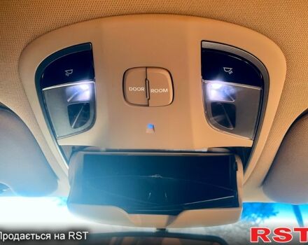 Белый Хендай Соната, объемом двигателя 2.4 л и пробегом 160 тыс. км за 9700 $, фото 6 на Automoto.ua