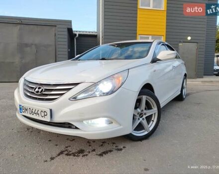 Белый Хендай Соната, объемом двигателя 2 л и пробегом 202 тыс. км за 8400 $, фото 1 на Automoto.ua
