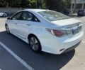 Белый Хендай Соната, объемом двигателя 2.4 л и пробегом 368 тыс. км за 7900 $, фото 7 на Automoto.ua