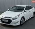 Белый Хендай Соната, объемом двигателя 2.4 л и пробегом 274 тыс. км за 8500 $, фото 1 на Automoto.ua