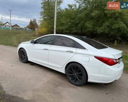 Білий Хендай Соната, об'ємом двигуна 2.36 л та пробігом 222 тис. км за 7700 $, фото 5 на Automoto.ua