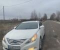 Белый Хендай Соната, объемом двигателя 2.36 л и пробегом 215 тыс. км за 8500 $, фото 1 на Automoto.ua