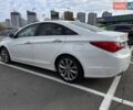 Белый Хендай Соната, объемом двигателя 2.36 л и пробегом 153 тыс. км за 9200 $, фото 5 на Automoto.ua