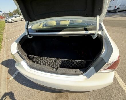 Белый Хендай Соната, объемом двигателя 2.4 л и пробегом 368 тыс. км за 7900 $, фото 9 на Automoto.ua