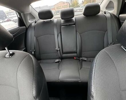 Белый Хендай Соната, объемом двигателя 2.36 л и пробегом 153 тыс. км за 9200 $, фото 37 на Automoto.ua