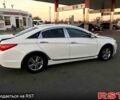 Белый Хендай Соната, объемом двигателя 2 л и пробегом 280 тыс. км за 8100 $, фото 1 на Automoto.ua