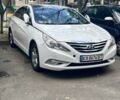 Белый Хендай Соната, объемом двигателя 2 л и пробегом 288 тыс. км за 6700 $, фото 1 на Automoto.ua