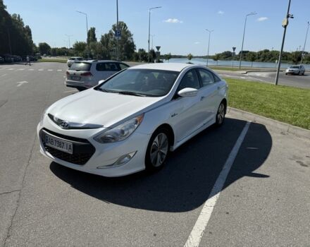 Белый Хендай Соната, объемом двигателя 2.4 л и пробегом 368 тыс. км за 7900 $, фото 2 на Automoto.ua