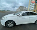 Хендай Соната 2013 в Виннице на Automoto.ua Белый Хендай Соната, объемом двигателя 2 л и пробегом 128 тыс. км за 9100 $, фото 1 на Automoto.ua