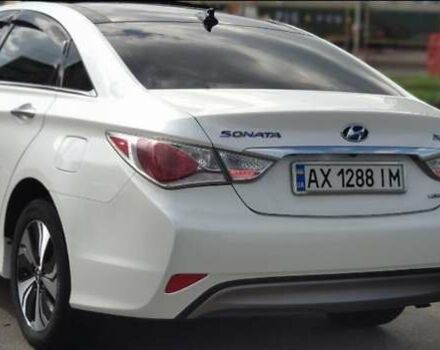 Білий Хендай Соната, об'ємом двигуна 2.4 л та пробігом 365 тис. км за 9700 $, фото 15 на Automoto.ua