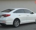 Белый Хендай Соната, объемом двигателя 2 л и пробегом 256 тыс. км за 11200 $, фото 12 на Automoto.ua