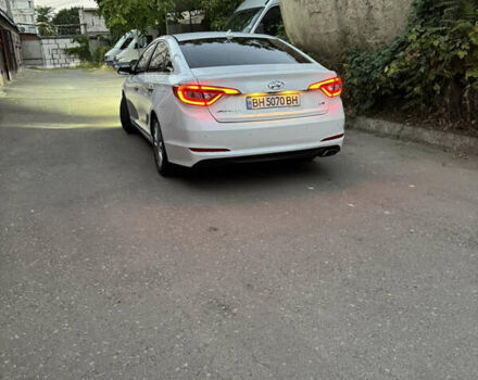 Білий Хендай Соната, об'ємом двигуна 2 л та пробігом 262 тис. км за 12700 $, фото 4 на Automoto.ua