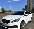Білий Хендай Соната, об'ємом двигуна 2.4 л та пробігом 174 тис. км за 10000 $, фото 1 на Automoto.ua