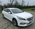 Белый Хендай Соната, объемом двигателя 2 л и пробегом 280 тыс. км за 9999 $, фото 2 на Automoto.ua