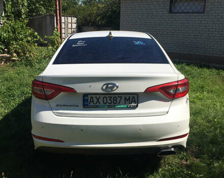 Білий Хендай Соната, об'ємом двигуна 2 л та пробігом 360 тис. км за 8500 $, фото 3 на Automoto.ua