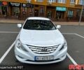Белый Хендай Соната, объемом двигателя 2 л и пробегом 188 тыс. км за 7300 $, фото 1 на Automoto.ua