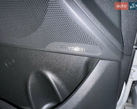 Білий Хендай Соната, об'ємом двигуна 2.4 л та пробігом 115 тис. км за 11000 $, фото 13 на Automoto.ua