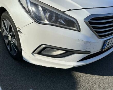 Белый Хендай Соната, объемом двигателя 2 л и пробегом 406 тыс. км за 8000 $, фото 3 на Automoto.ua